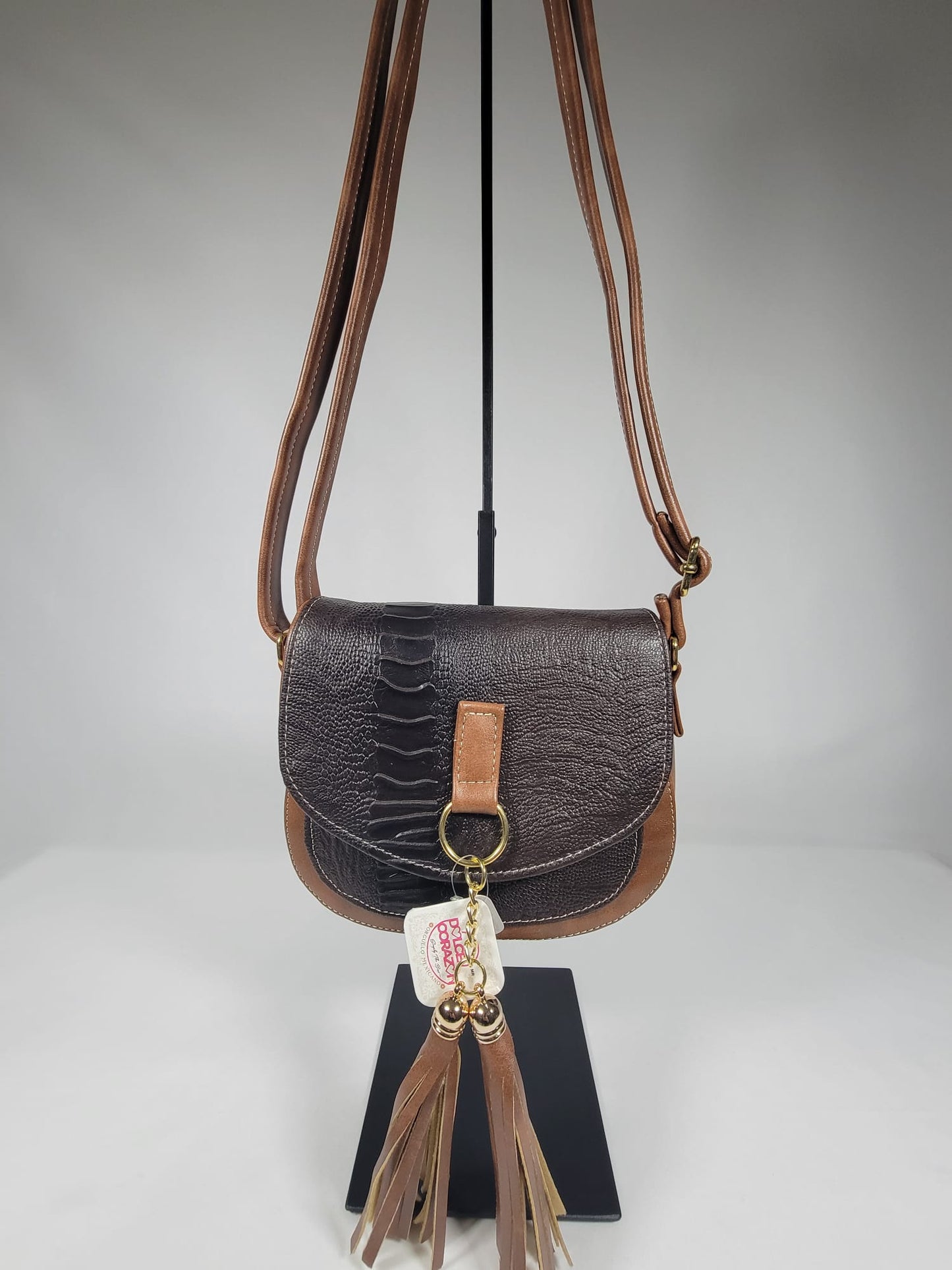 Lohe Leather Crossbody Bag